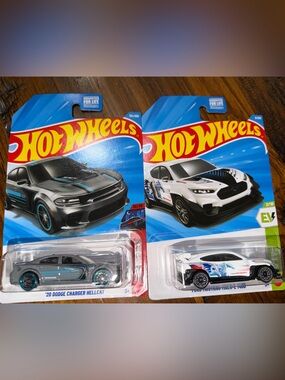 Bundle — Blue Accent Dodge Charger & Ford Mustang Mach-E 1400